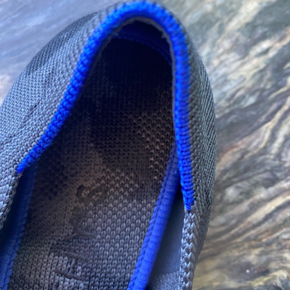 ROTHYS BLACK CAMO WITH BLUE EDGES. Great condition. Slight glue showing 8.5 - Picture 14 of 15